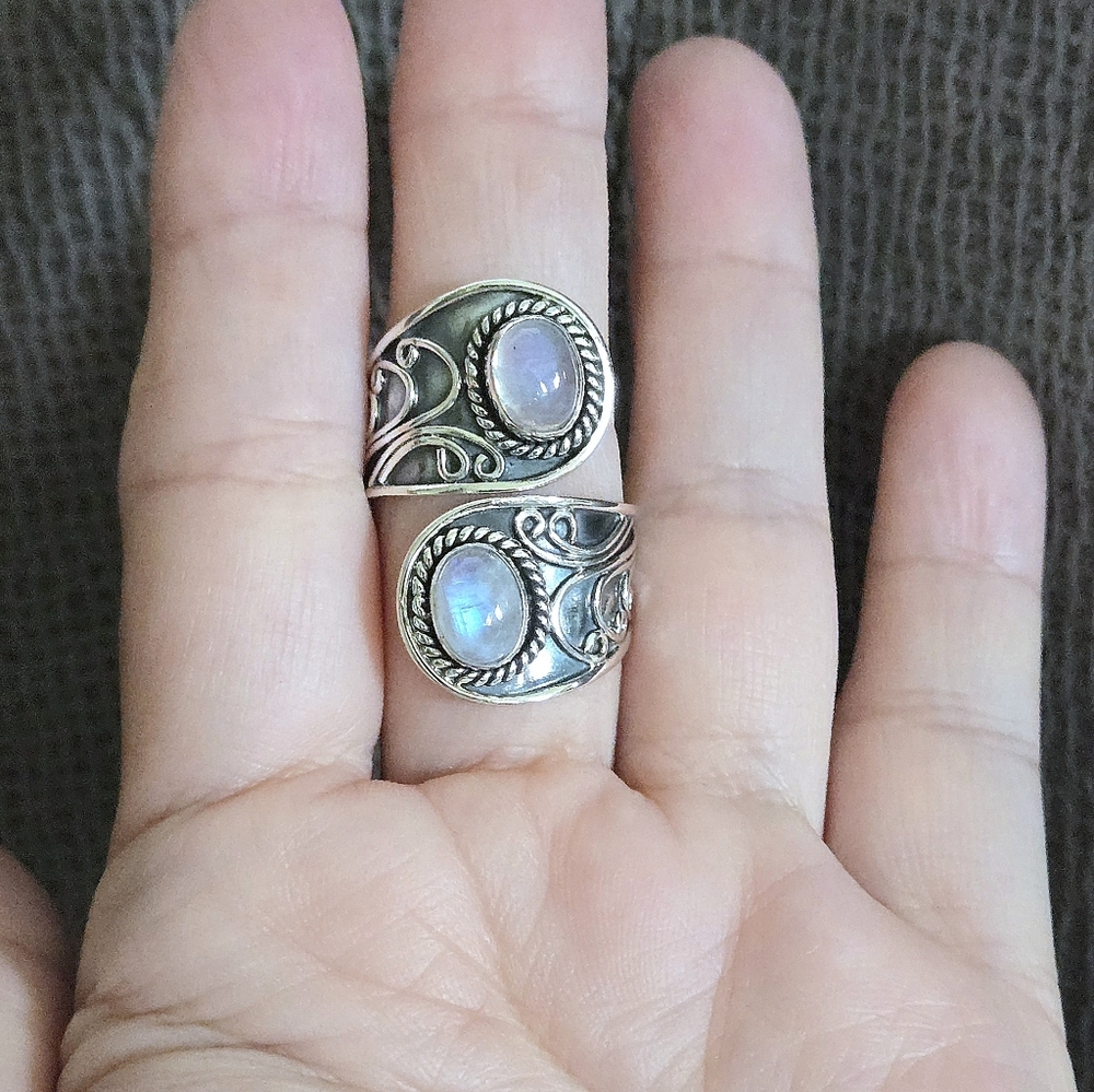 Shivam Rainbow🌈 Moonstone🌛 Bypass Ring💍 - NWT